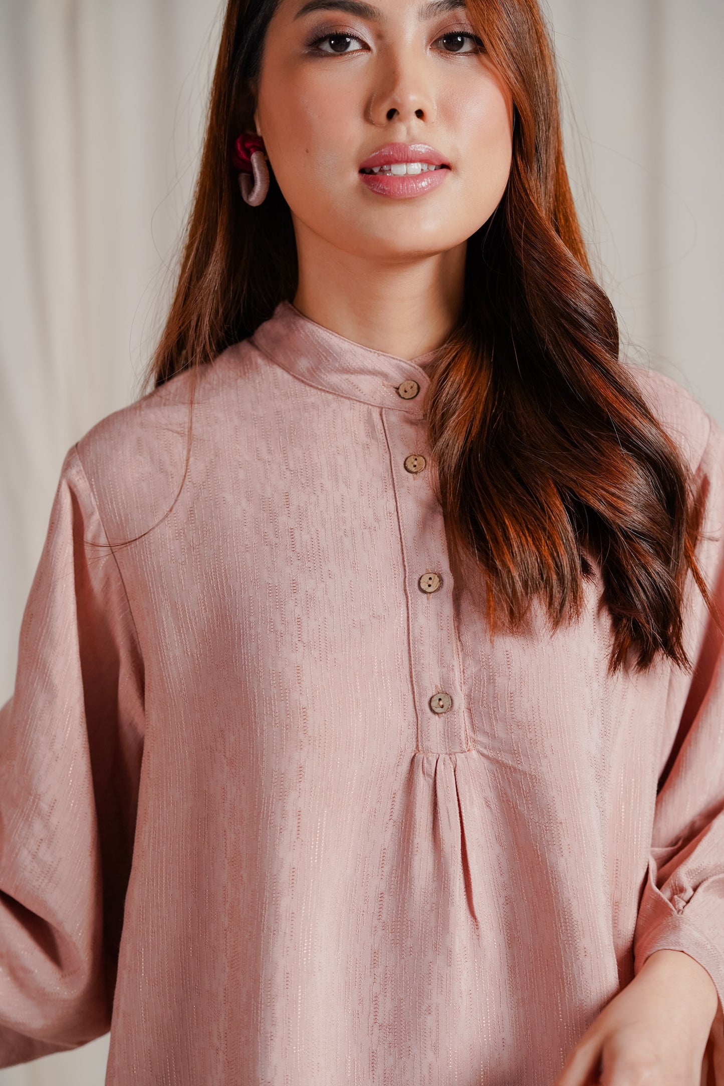 Riang Women in Coral Haze