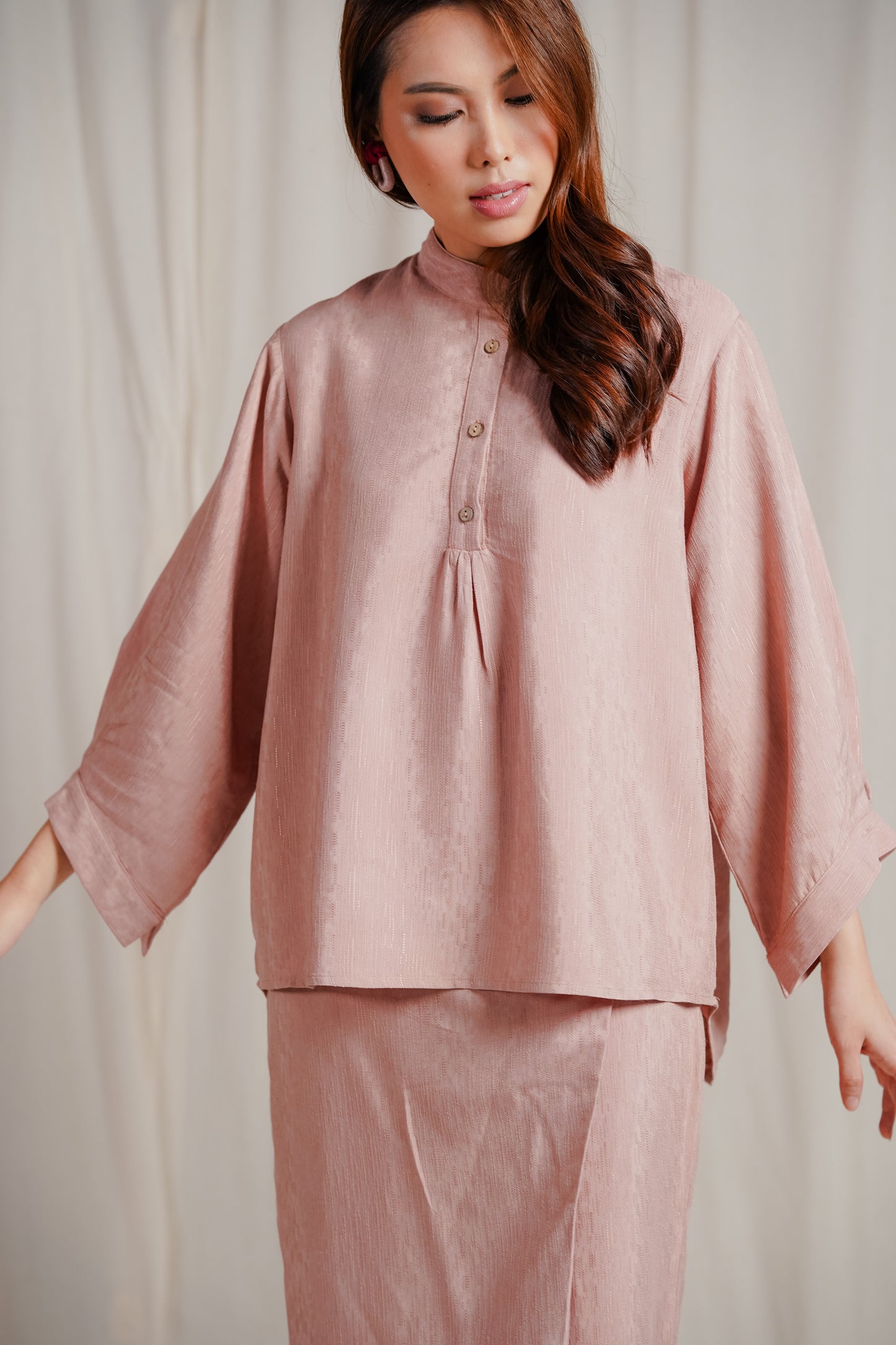 Riang Women in Coral Haze