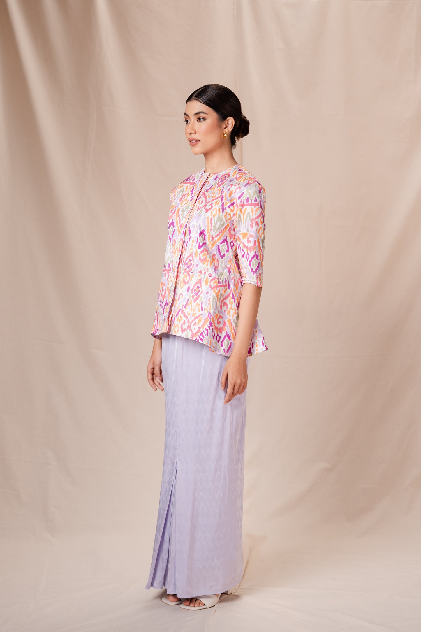 Indah Short Kebaya